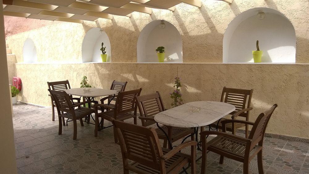Anemomilos Suites Fira  Exterior foto