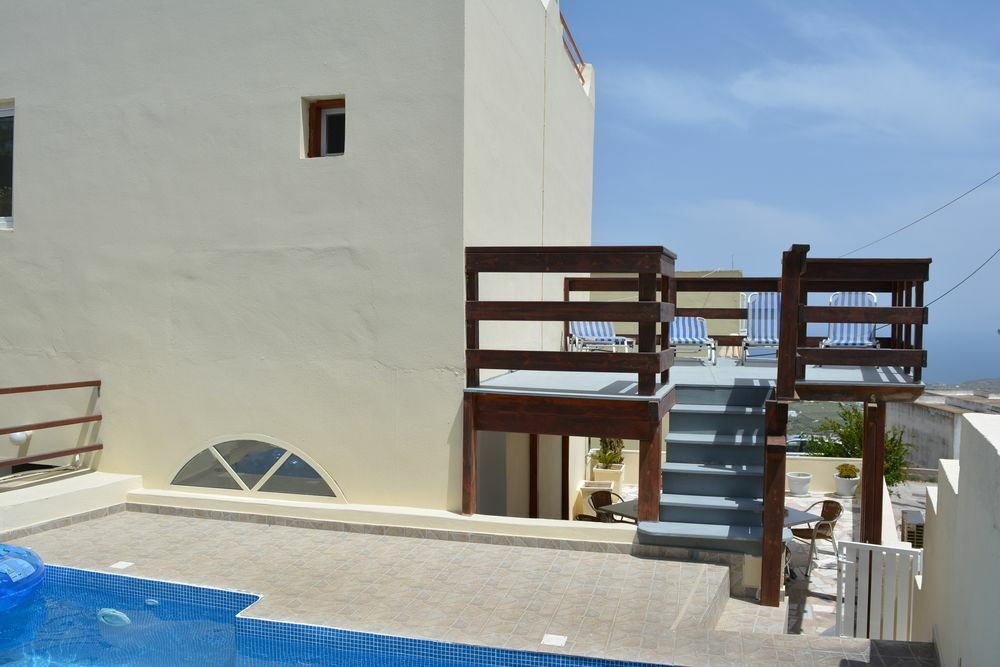 Anemomilos Suites Fira  Exterior foto