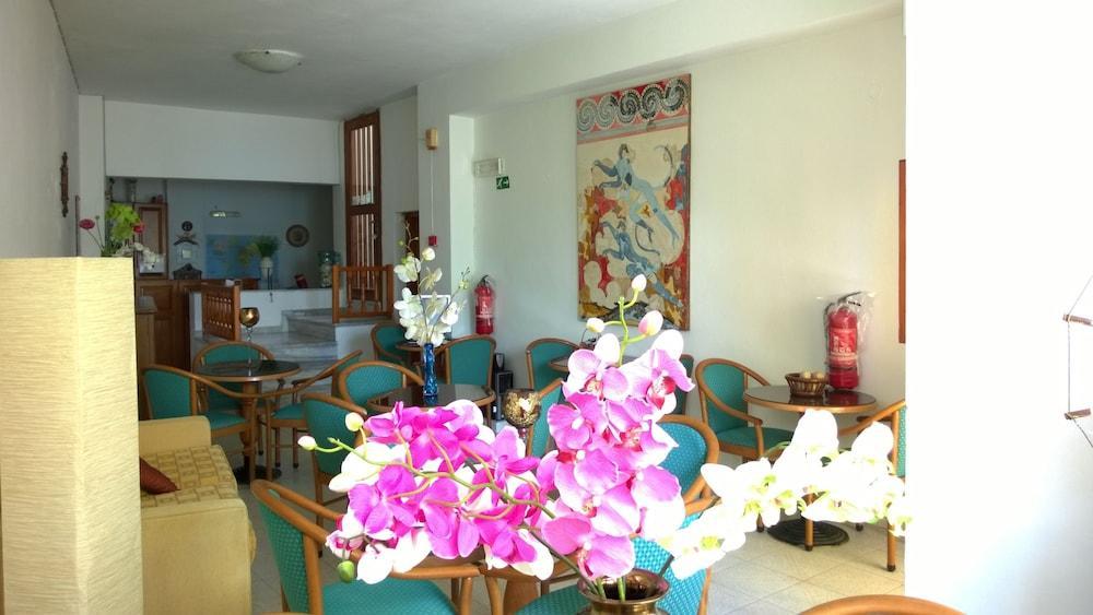 Anemomilos Suites Fira  Exterior foto
